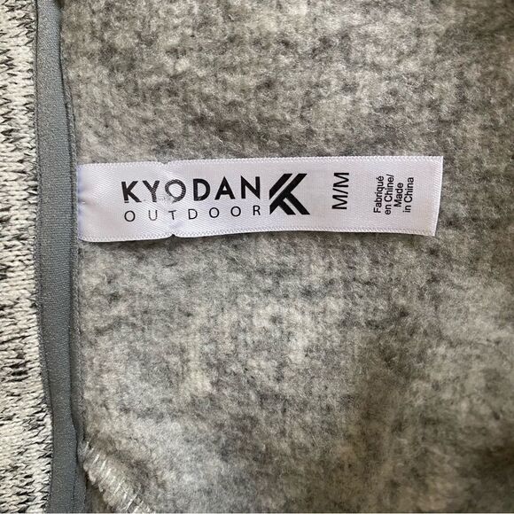 Kyodan Outdoor Grey Quarter Zip Sweatshirt Size Medium - Picture 6 of 6
